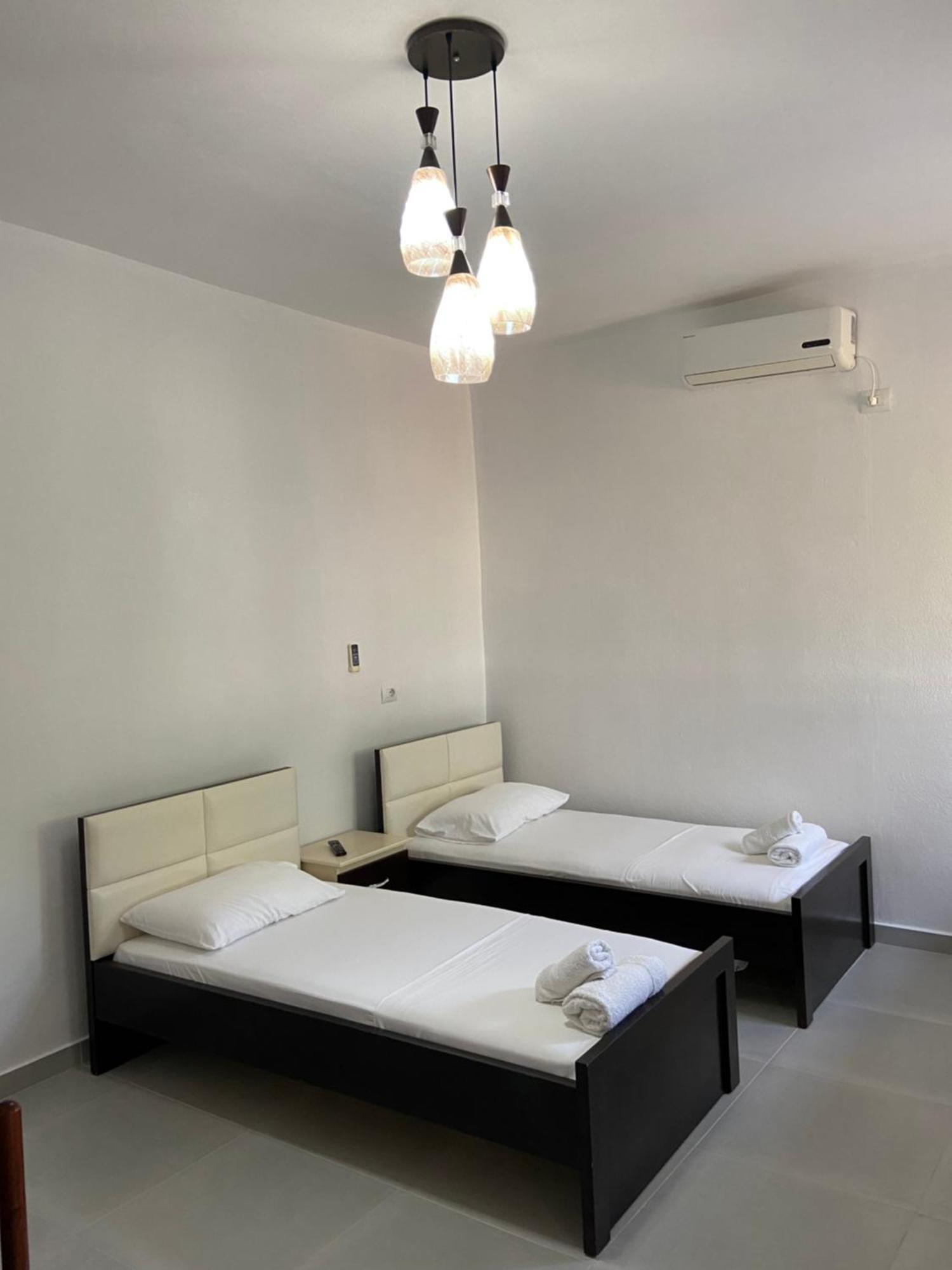 Kreshnik Apartments クサミル エクステリア 写真