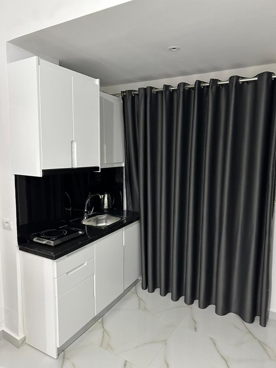 Kreshnik Apartments クサミル エクステリア 写真